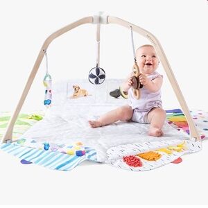 Lovevery Play Gym